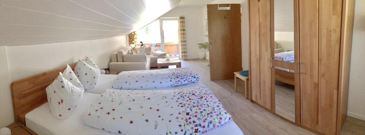 Gaestehaus Bergkristall Wallgau Luaran gambar